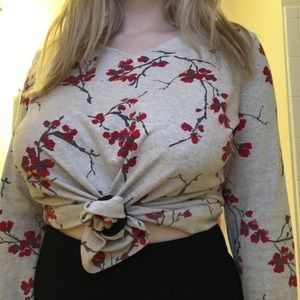 Size L floral long sleeve cherry blossom v-neck!
